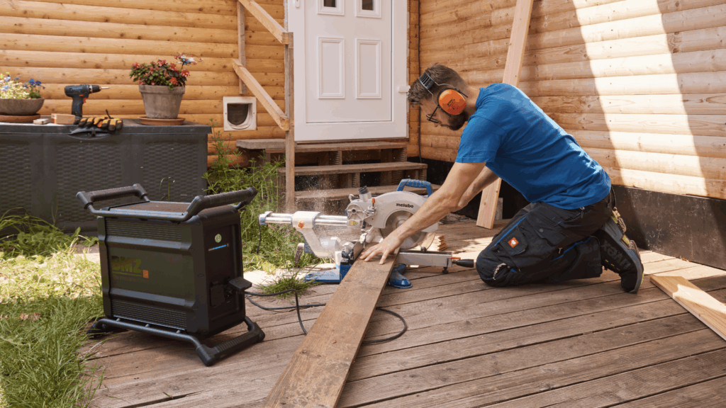 Bat-Web-Landscape-07